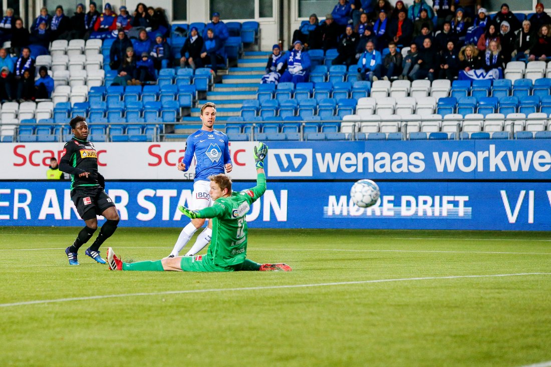 Møre Drift er synlige på hver hjemmekamp. Foto: NTB scanpix