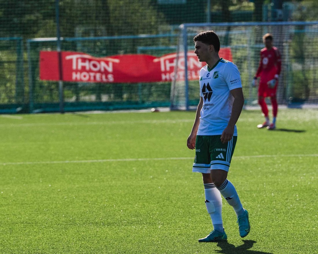 Andreas Myklebust i aksjon for Træff under cupkamp mot Molde FK på Reknesbanen tidligere i år.