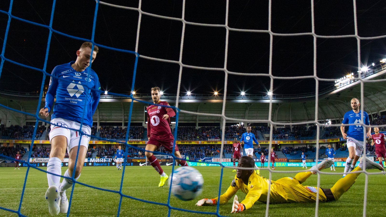 Foto: Scanpix Fredrik Aursnes sørger for 1-0 