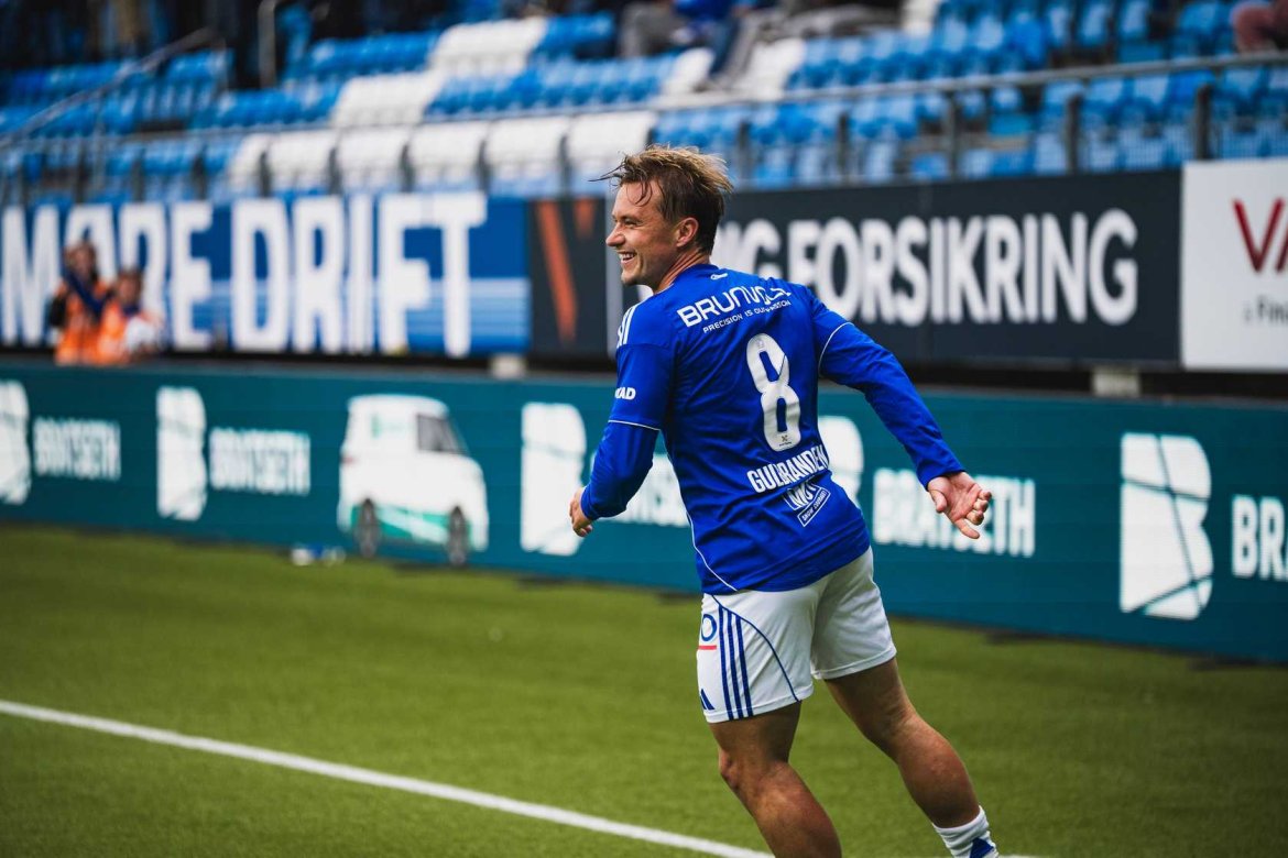 Fredrik Gulbrandsen nådde 100. kamper og ble årets toppscorer for herrelaget.