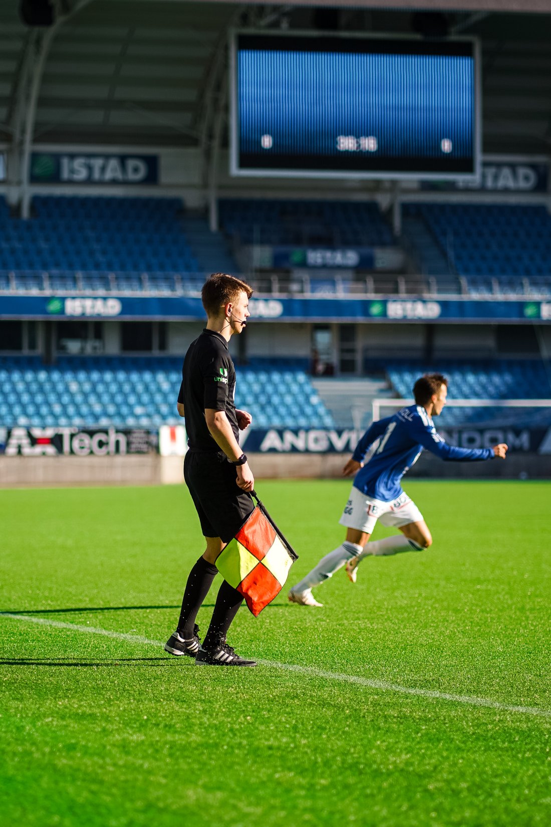 Linjedommer Magnus Smørdal