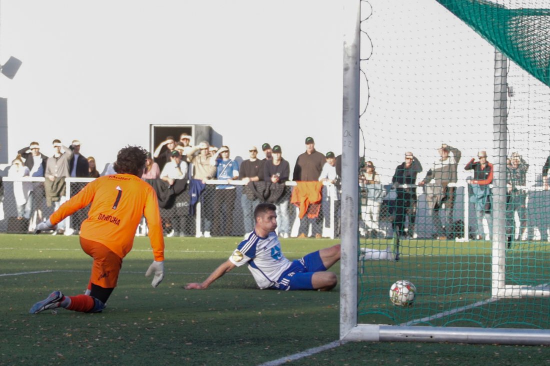 Molde trodde de hadde satt inn 2-0 i 2. omgang, men dommeren mente å se en offside. Foto: Emilie Holtet / NTB