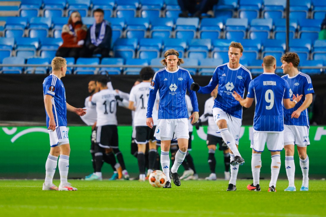 Sur start på kampen da Qarabag scoret ledermålet. Foto: Svein Ove Ekornesvåg / NTB