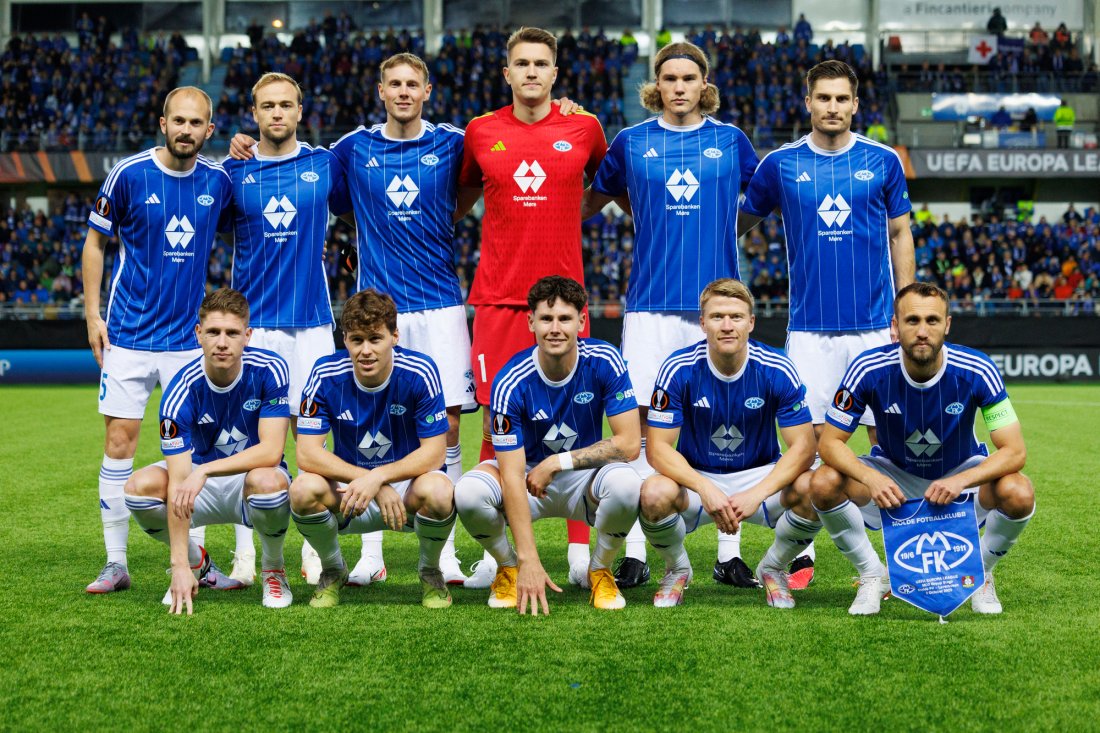 Moldes X! fra start: Bak fra venstre Eirik Hestad, Martin Ellingsen, Anders Hagelskjær, Jacob Karlstrøm, Casper Øyvann og Kristoffer Haugen. Foran fra venstre Markus Kaasa, Emil Breivik, Mathias Fjørtoft Løvik, Kristian Eriksen og Magnus Wolff Eikrem. Foto: Svein Ove Ekornesvåg / NTB