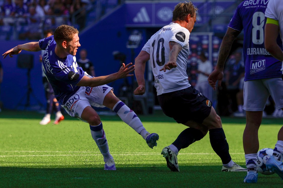 Markus Andre Kaasa ble matchvinner med to mål. Her er det noen sekund før 4-1 står på tavla. Foto: Svein Ove Ekornesvåg / NTB