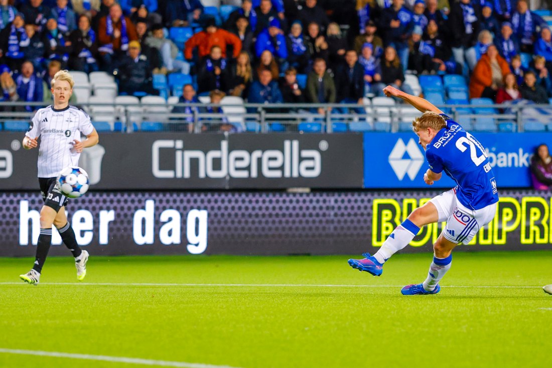 Kristian Eriksen erstattet Eirik Hestad etter pause og var nære scoring da han sendte ballen i tverrliggeren. Foto: Svein Ove Ekornesvåg / NTB