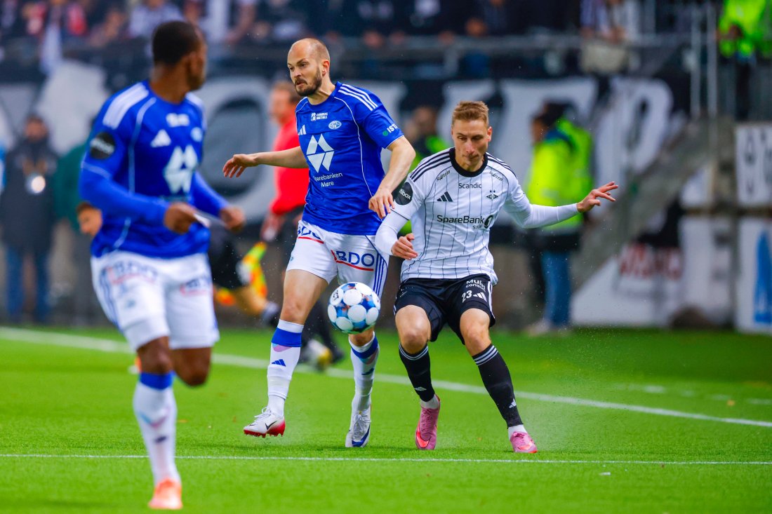 Eirik Hestad spilte en stor 1. omgang og satte inn 1-0 på mesterlig vis. Foto: Svein Ove Ekornesvåg / NTB