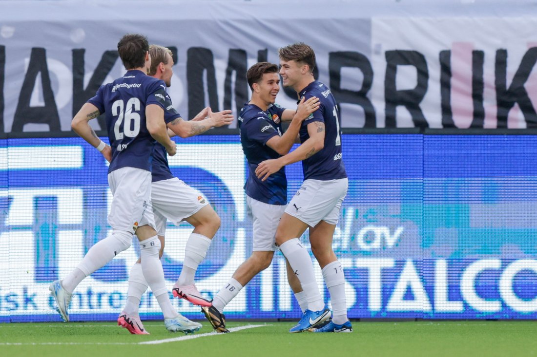 Johan Bakke startet året i Molde, men nå fikk han suksess i Strømsgodset. Han satte inn 2-0 før det var gått tre minutt. Foto: Christoffer Andersen / NTB