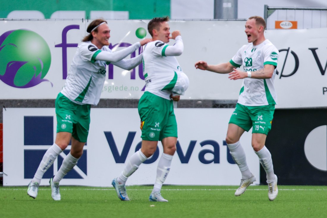 Snorre Strand Nilsen jubler for 2–1. Foto: Jonas Been Henriksen / NTB