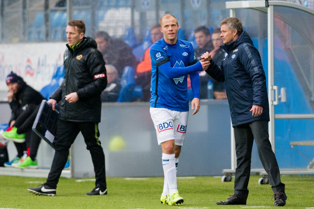 Eidur Gudjohnsen er en av de mest meritterte landslagsspillerne som har spilt for Molde. Her sammen med Ole Gunnar Solskjær. Foto: Svein Ove Ekornesvåg / NTB