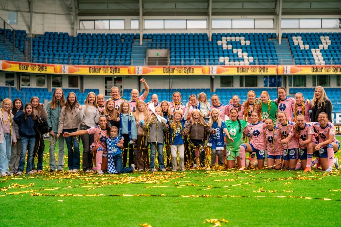 Thon prosjektet - «Flere jenter» på Toppseriekamp: 